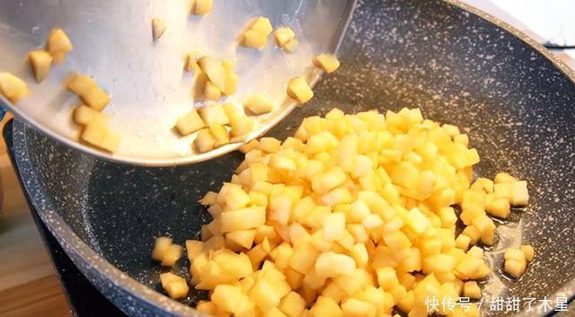 苹果派|不用揉面不用起酥,就能做出酥脆可口的苹果派,一口咬下料超足