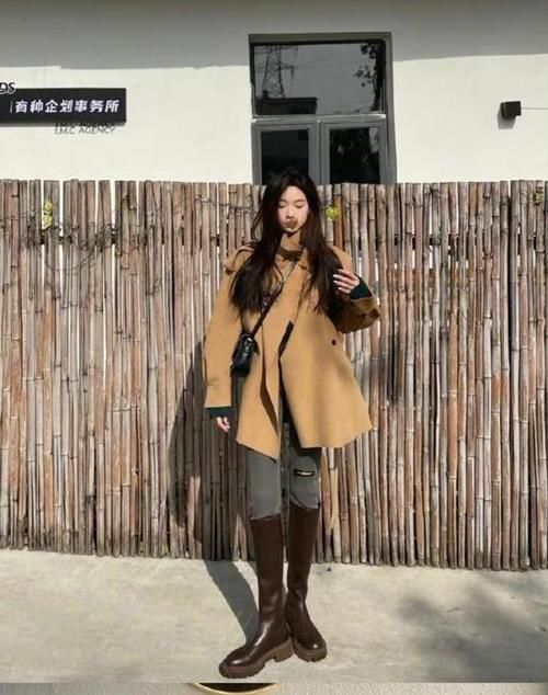 不懂大地色，最好不要乱穿！这些韩范儿十足配色穿搭，复古又温柔