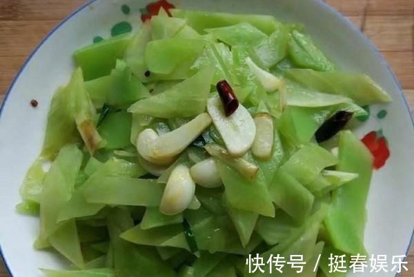 横截面|便秘最怕这个菜,3元一斤,2块钱能炒一大盘,常吃宽肠通便