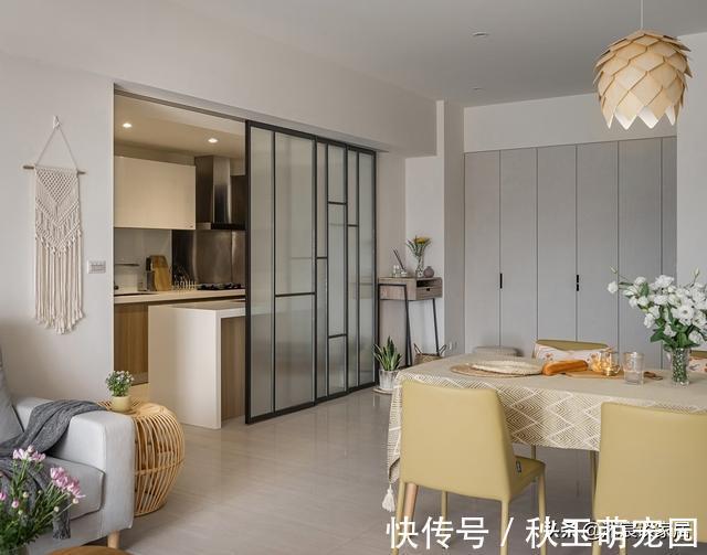 治愈|看完她家后，我彻底被治愈了，全屋色调柔雅纯净，氛围温馨精致