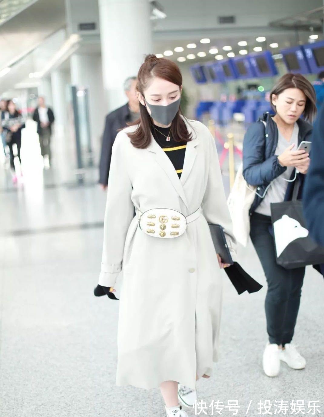 驼色 大衣买什么色不容易过时这5个颜色很经典,秋冬搭配好时髦