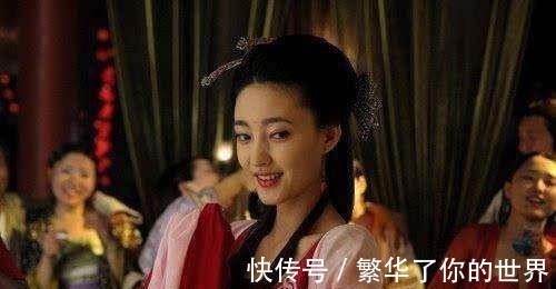 四大才子!古代青楼门前有一上联 “一双玉臂千人枕”, 下联对得更是妙哉!