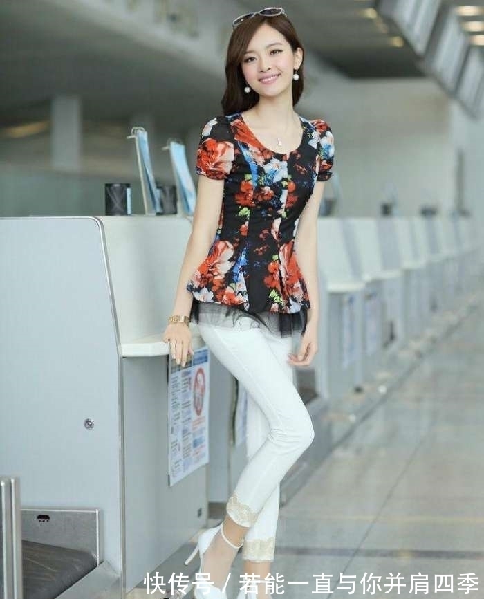 时尚|紧身裤妹子穿搭配性感迷人, 时尚可人