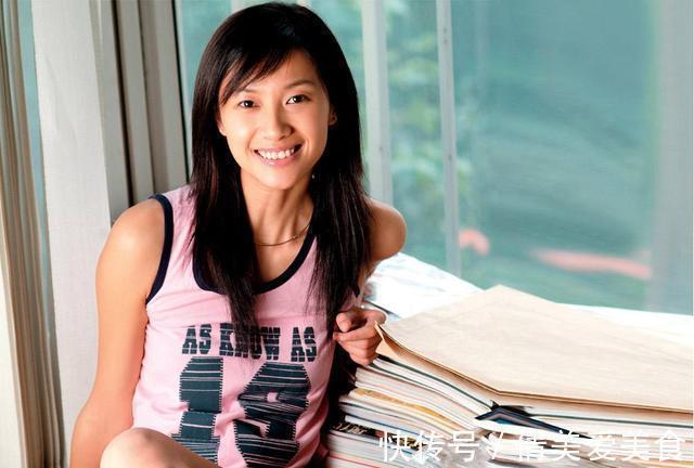 徐静蕾#1996年,王朔为了徐静蕾和沈旭佳离婚,沈旭佳现在过得怎么样了?