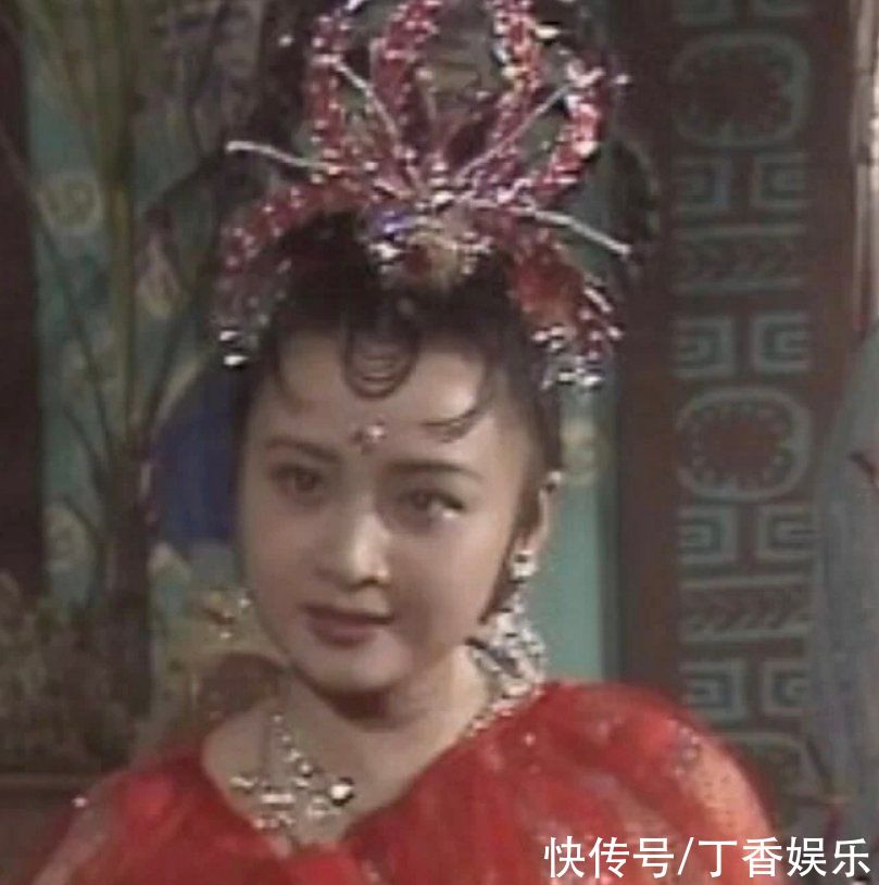 扮相|《萌探》周洁琼ｃｏｓ蜘蛛精，妆容扮相绝美，这才叫做神还原