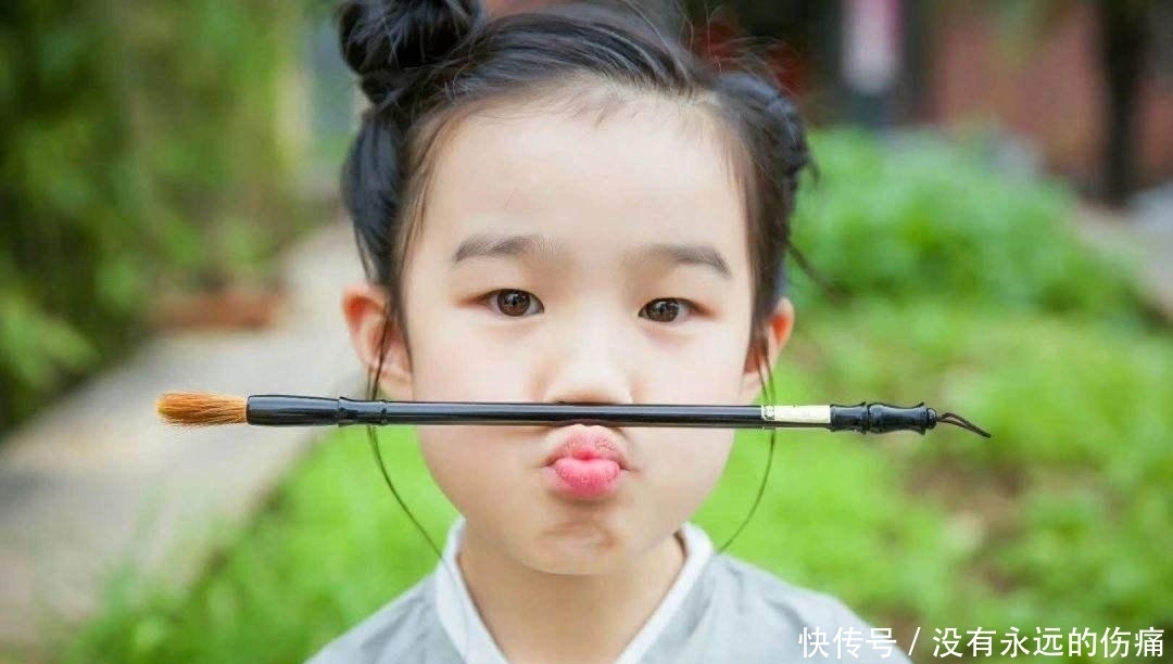 新型|啃老已经过时了,一种新型啃小模式正在兴起,比啃老还可恶