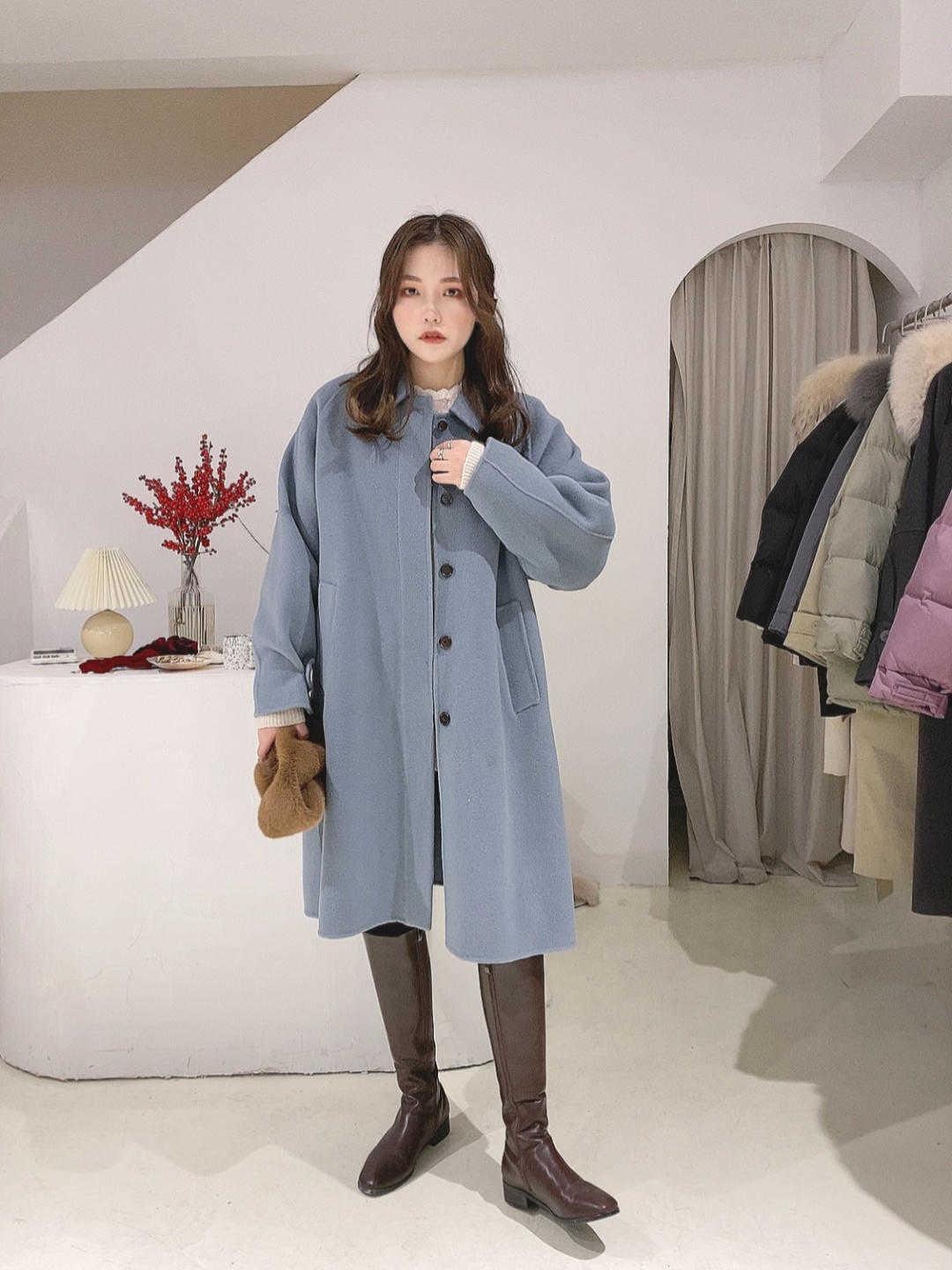 日系|年不止流行黑白灰,还有雾霾的大衣,绝对依旧火热,而且显白又高级