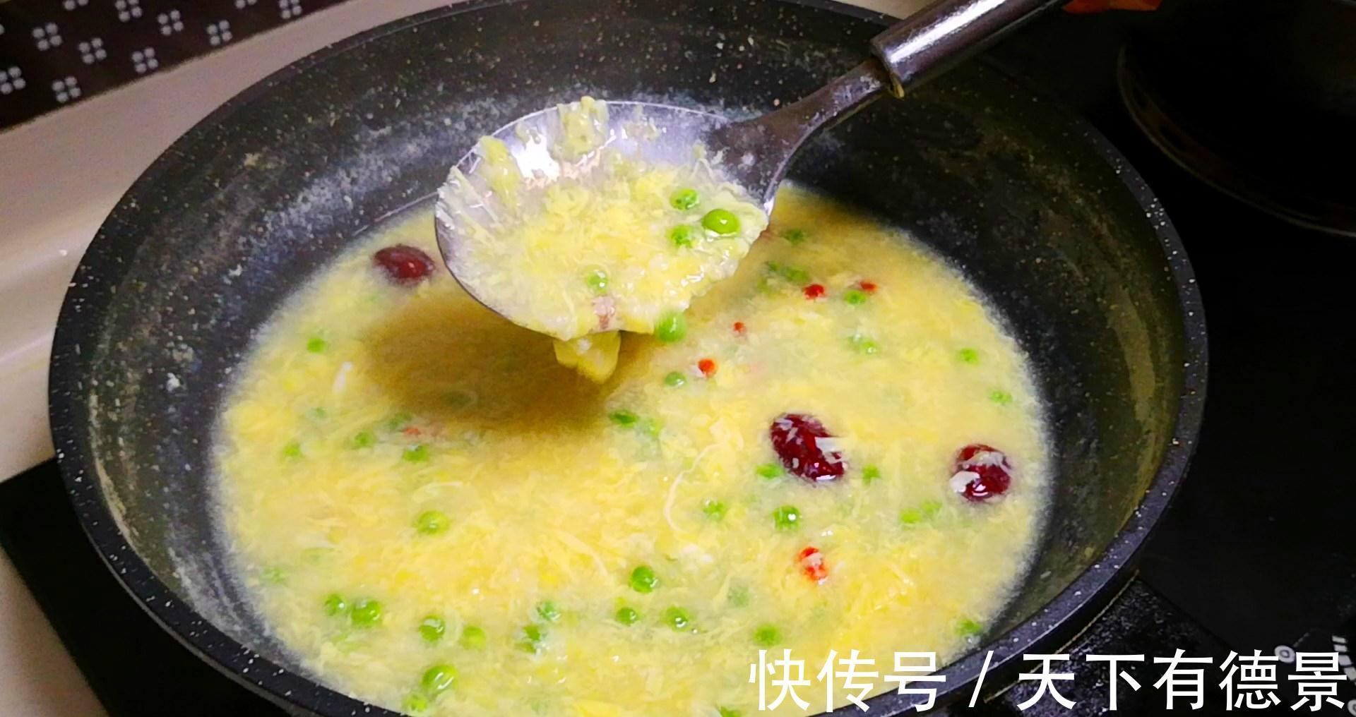 天冷了，早餐有条件多喝这粥，3天2头喝一回，舒服安康，顺利入冬