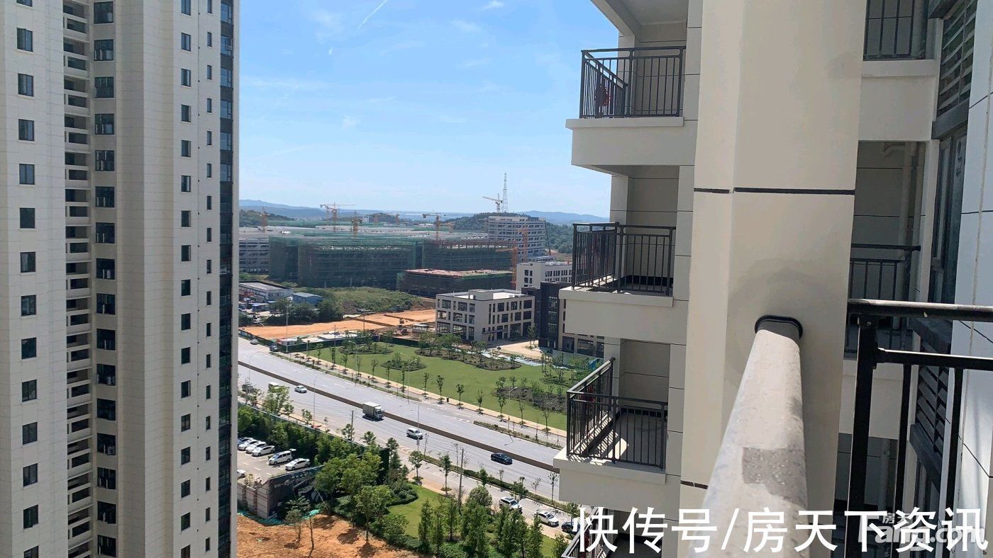 置业顾问|保利和光晨樾好不好?置业顾问从项目现场发回新组图