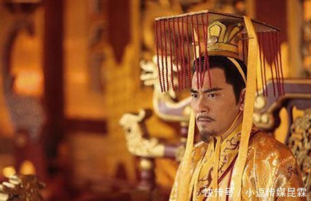 大将|大将收复百万国土后回师，得知皇帝被杀后自立，建立起庞大的帝国