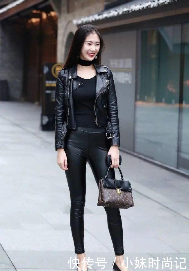 街拍美女:穿搭不用学闺蜜,保持自我风格,展现专属气质