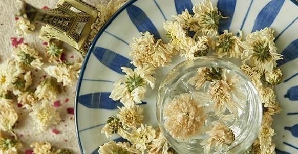 三味中药,是养生人的“长寿药”,泡水当茶喝,养身体,缓衰老