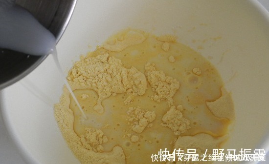 泡打粉|玉米面最简单的做法，不发面，不揉面，简单营养，上桌就被抢光！