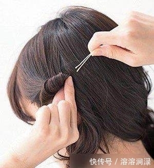 发丝 发型千万不能随便扎,那样真的好土,这样扎头发走到哪倍有面子!