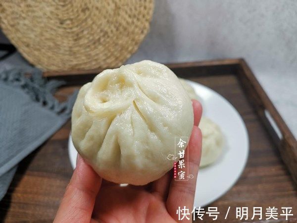 包子|萝卜包子在家做，皮薄馅大不塌皮，鲜美不腻人，学会了不用买