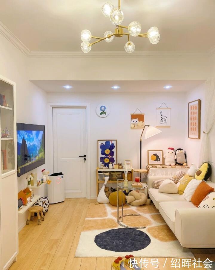 客厅|36㎡经典“老破小”改造后,堪比50㎡,麻雀虽小五脏俱全!