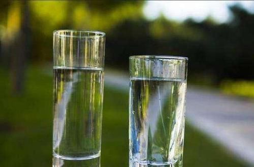 慢性疾病|患有高血脂的人,日常多吃这几样食物,血脂会乖乖“听话”