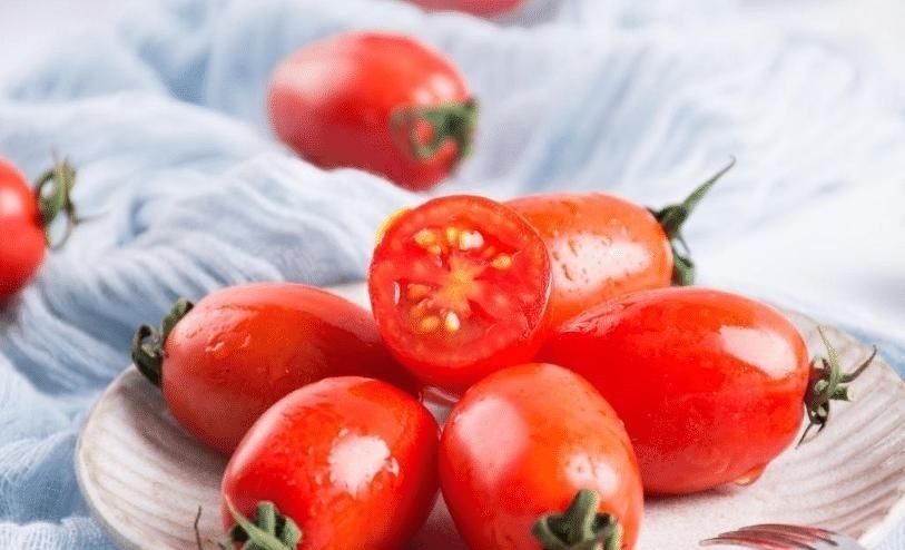 买圣女果时不能只看价格，遇见这4种，多便宜也不能要