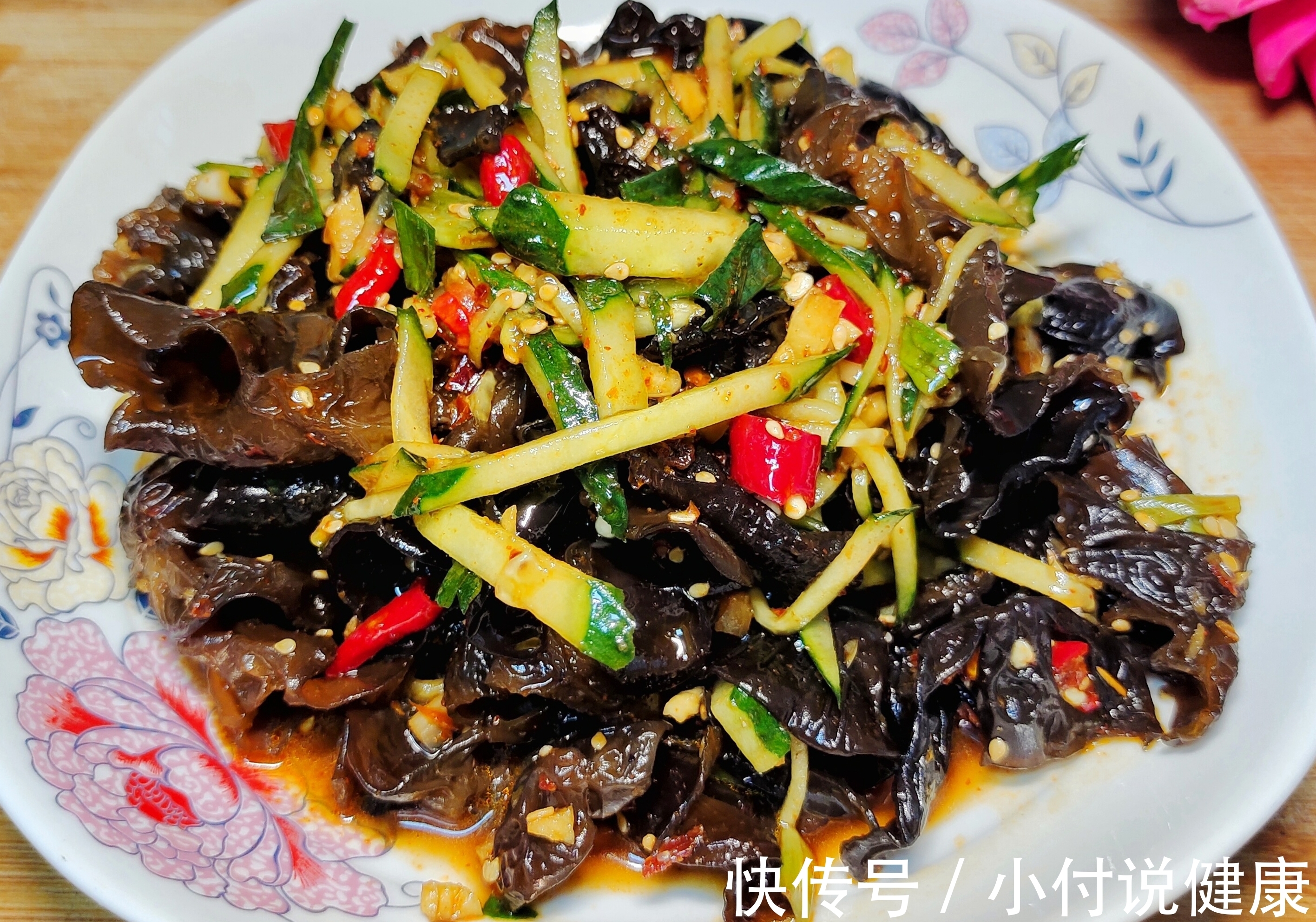 白糖|三伏天容易“流汗失钾”，多吃“3蔬3果”，及时补钾，精神一整夏