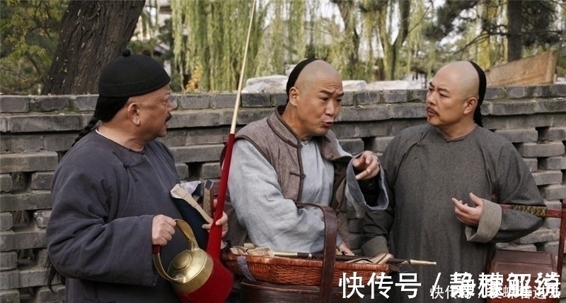 方位!乾隆上联:“坐北朝南吃西瓜,籽往东放”,纪晓岚:臣不敢对