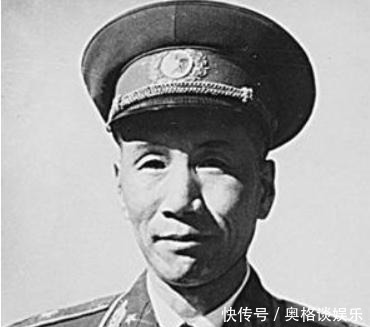 部下|这位国军将领起义时，被部下刺18刀没死，后成我军首任特种兵司令