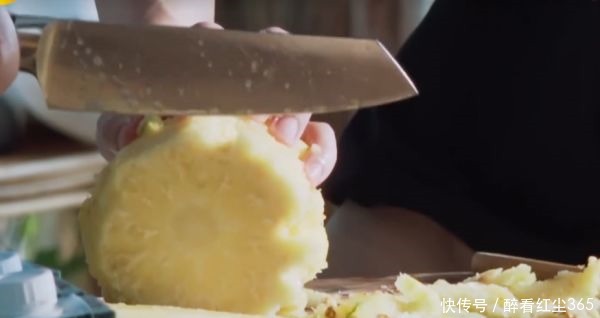 天不怕地不怕,就怕《向往》滤镜,青菠萝一刀切开后就熟了!