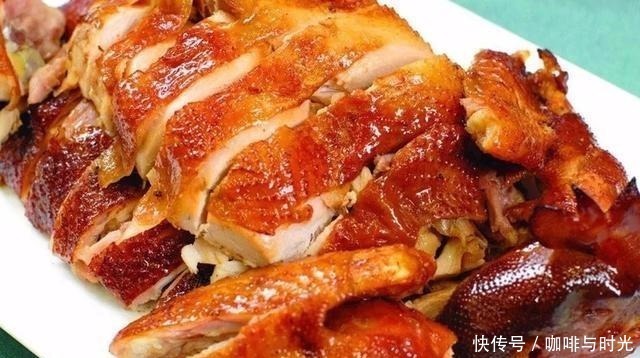 中国最著名的4大“烧鸡”，叫花鸡上榜，吃货连骨头也不放过！