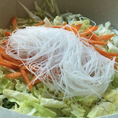 包菜炒粉丝|包菜炒粉丝这样做最好吃,你之前做对了吗?