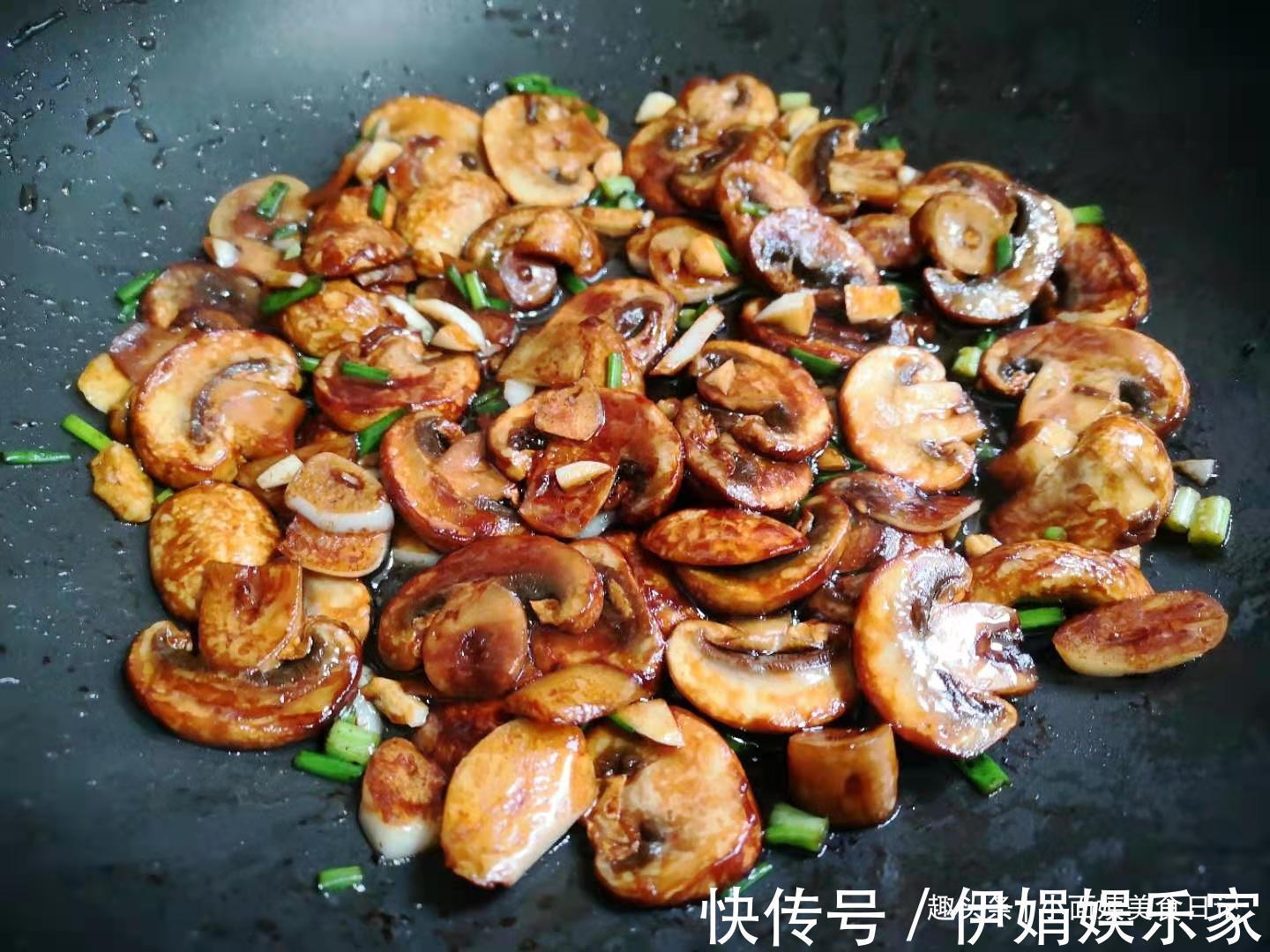 芥菜|这菜是唯一含维生素D的蔬菜，虽然贵但营养极高，老人小孩都爱吃