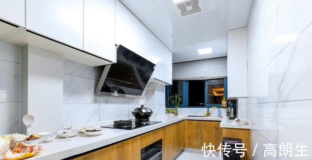 全包|108㎡新房全包9万2搞定,电视墙只装两块木板,闺蜜看完直夸有品位