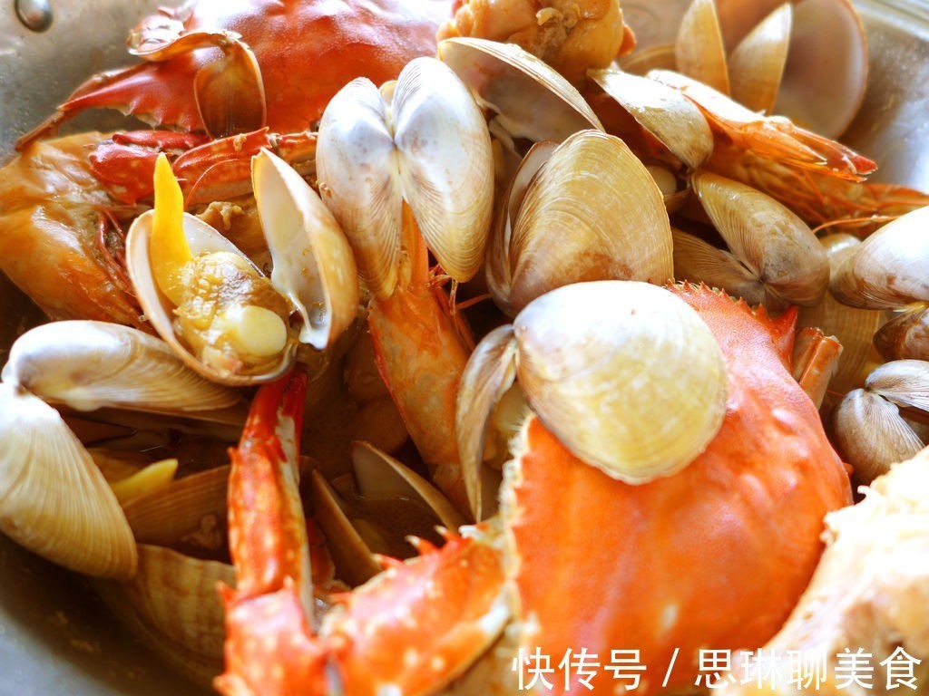 海鲜|海鲜不仅味道鲜美，营养还丰富，来个一锅炖，真是鲜