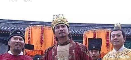 跪拜|朱元璋去拜佛,问朕需跪拜吗主持说一句话,朱元璋听后很开心!