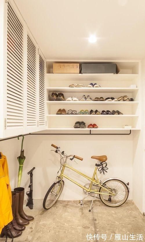 鞋柜|还是日本人较机智,拿出客厅2㎡借给玄关,立马获得一杂物间