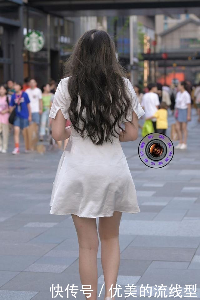 时尚穿搭|紧身裙的时尚穿搭，彰显女性美丽曲线，身材完美