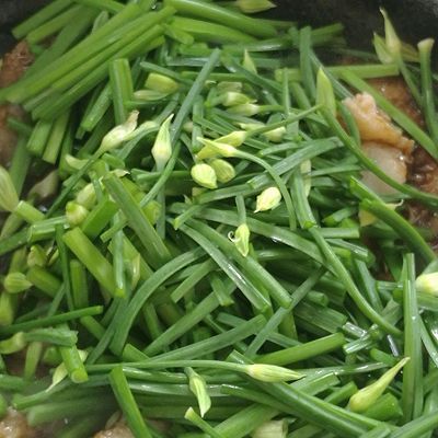 韭菜苔|韭菜苔炒龙利鱼