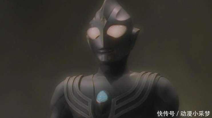 迪迦奥特曼|原来我们都被骗了!第一集复活的奥特曼石像,并不是迪迦!