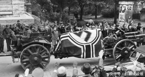 希特勒|隆美尔元帅葬礼：被希特勒逼迫服毒自杀，享受国葬，墓地寒酸简陋