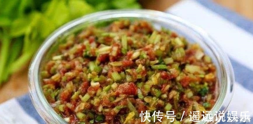大厨|拌饺子馅,放什么油才香?大厨教你一招,怎么做都不够吃