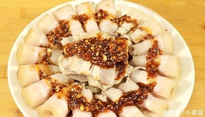 每年的年夜饭我家做此菜,好吃好看,做法简单,待客超有面