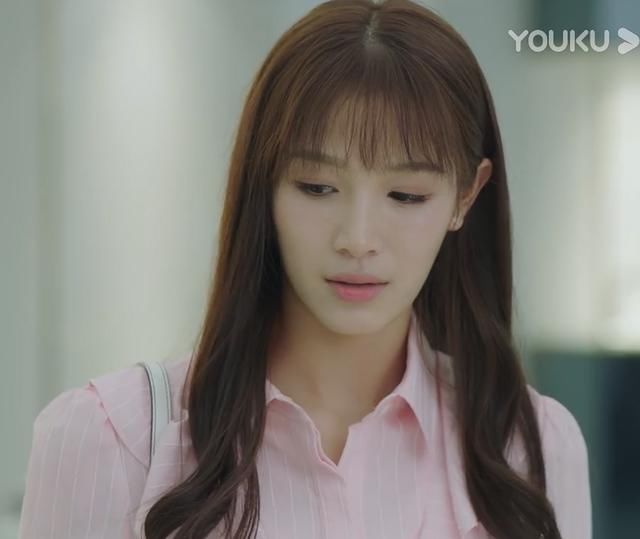 《正青春》凌潇潇蜕变，职场成长见证，完胜章小鱼，网友叹：绝赞