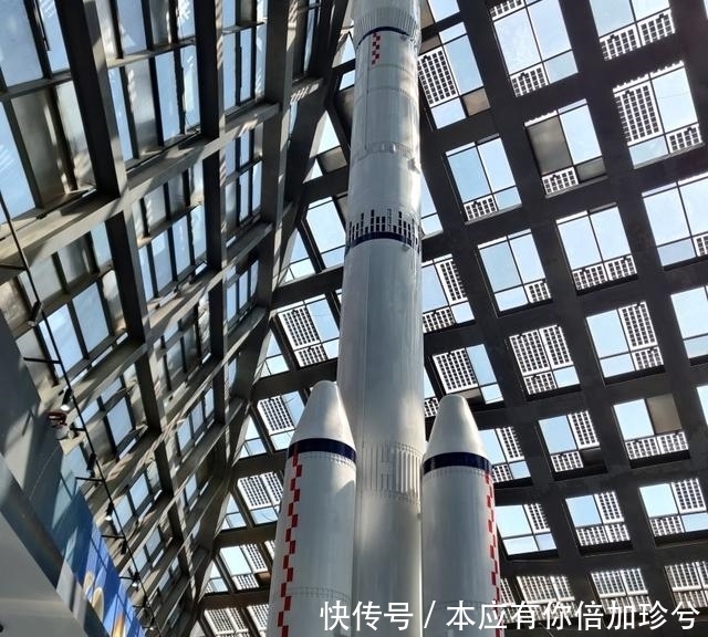 们中国 父母的格局决定孩子的高度——给孩子种下一个航天梦