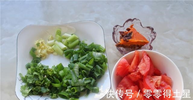 天冷就爱热乎乎的一锅,自己做简单美味,网友比饭馆好吃!