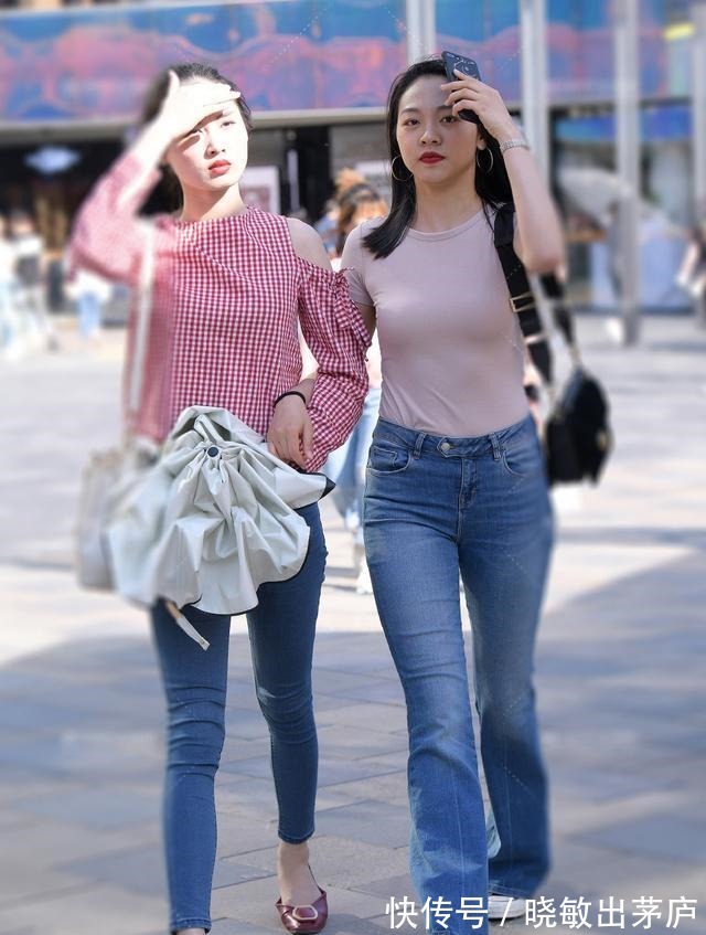 时尚|出门逛街少不了闺蜜陪伴,个性的穿搭让你展现出专属风采!