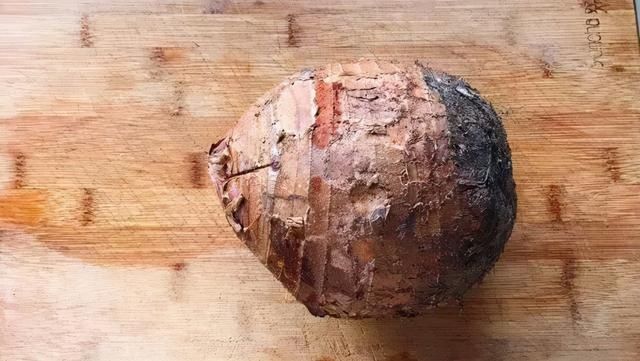 这碗香芋扣肉煲一出锅，满屋香味太馋人