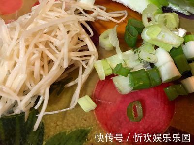 丝瓜|大厨教你把丝瓜蒸出海鲜的味道，极鲜的干贝与可口的丝瓜，绝配