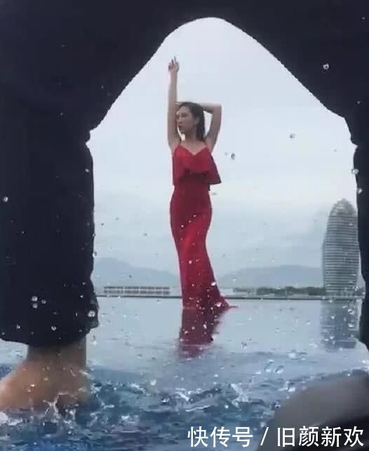 摄影师|奇闻:新郎拍婚纱照只拍到两只脚,新娘不满意,看成片服了