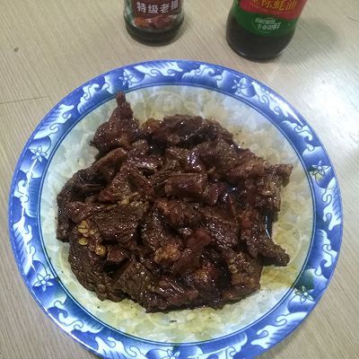 万能卤牛腩