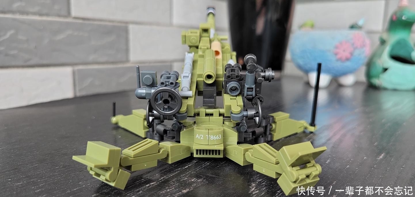 零件|亮点颇多的小品之作：小鲁班积木M777超轻型榴弹炮评测
