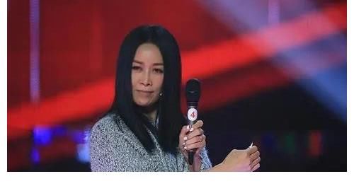 高峰|拿什么跟周笔畅比?那英发博拉票,一众明星纷纷点赞,真不公平