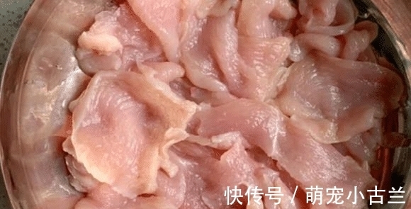 嘴馋怕长肉多吃它，低脂高蛋白，简单一拌一煎，不腥不柴，真鲜嫩